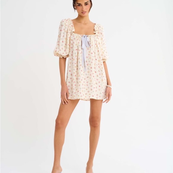 NWT Rumored Darling Mini Dress in Country Bloom - Picture 2 of 8